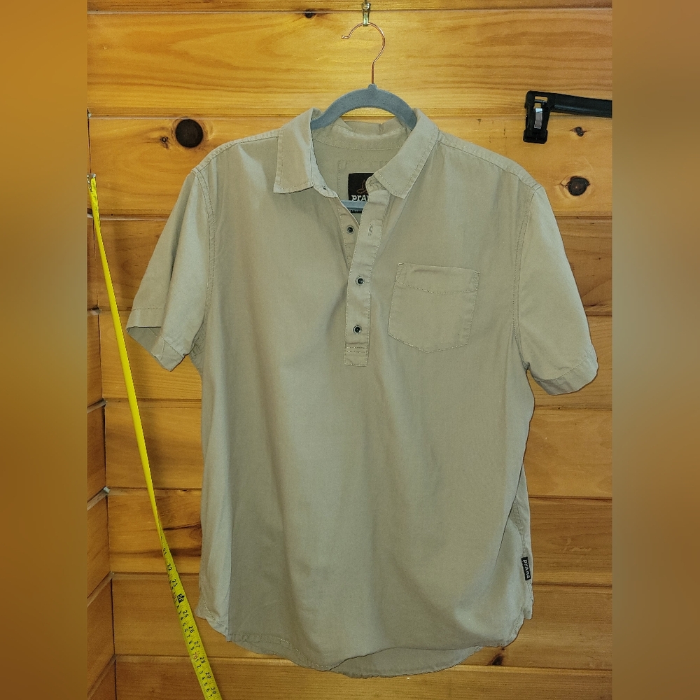 💰⏳️Men's Prana 4 Button Active Shirt Size Medium In Good Preloved Condition